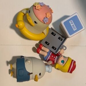 Pop Mart Molly + Duck set